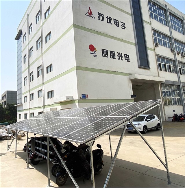 Panel Surya Off Grid untuk Mobil